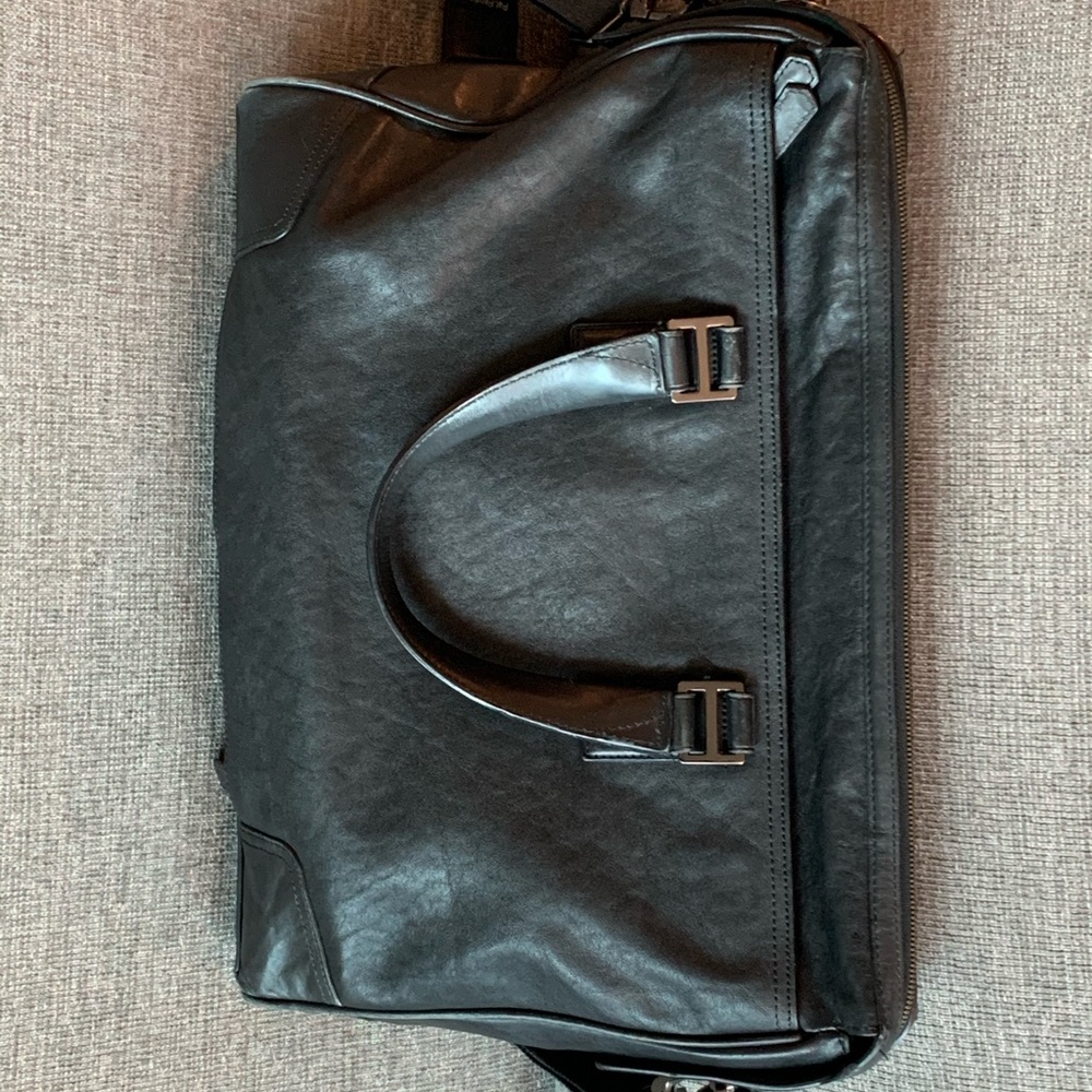 Tumi Leather Breifcase - Picture 2 of 10